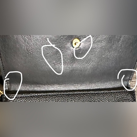 Coach Triple Small Leather Wristlet in Black. - Picture 5 of 5